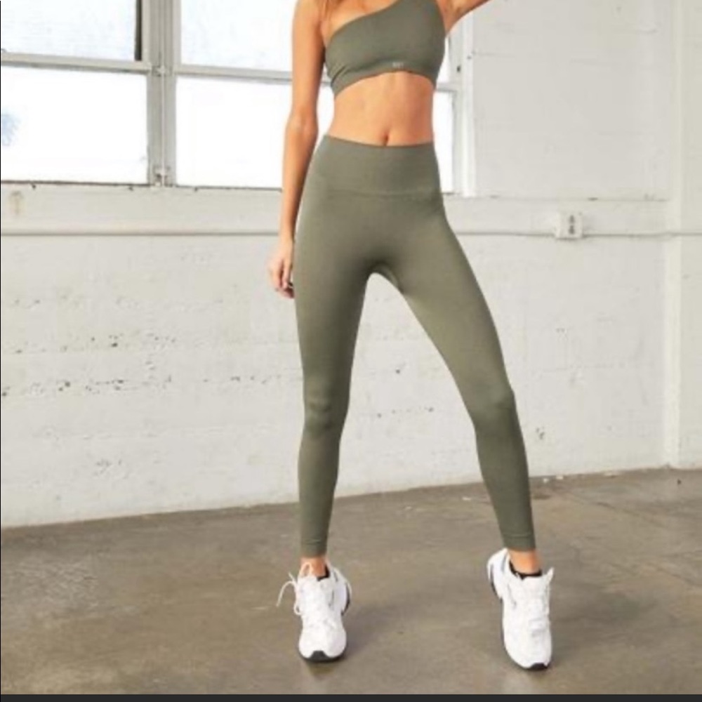 SET active leggings
